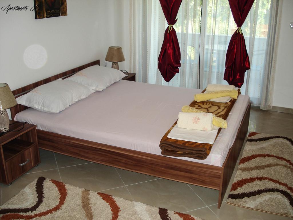 Studios M Ulcinj Rom bilde